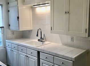 236 SE 32nd Ave #206, Portland, OR 97214