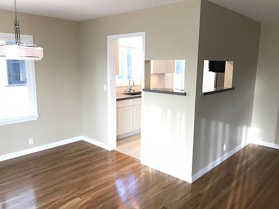 5th image of 164 Argonne Ave #2