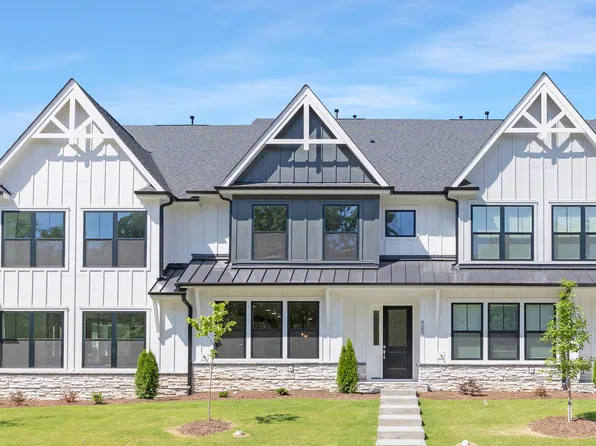 905 Myers Point Dr, Morrisville, NC 27560