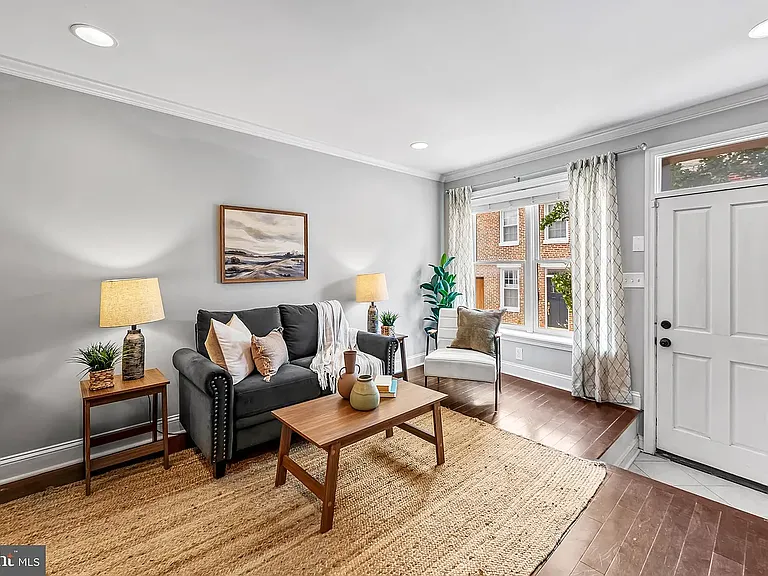 1011 Patapsco St — Photo 3
