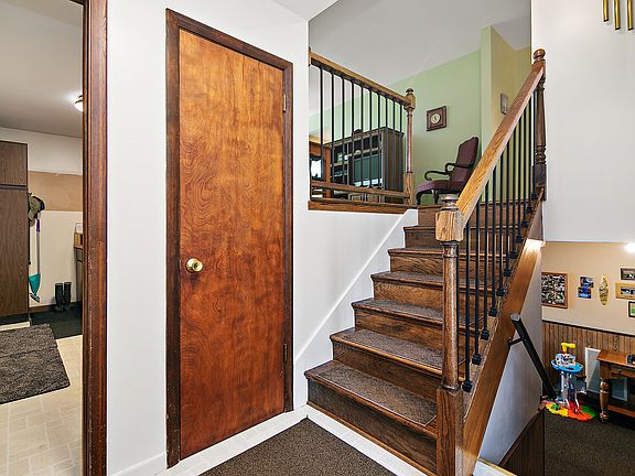 4th image of 5844 Muriel Ln
