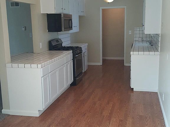 2nd image of 1120 Shasta St