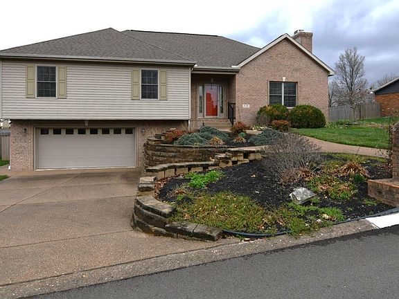 3rd image of 4588 Elm Dr