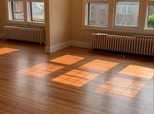 2601 Golden Valley Rd APT 6, Minneapolis, MN 55411