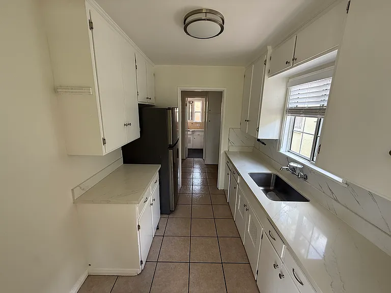 8948 California Ave #B — Photo 8
