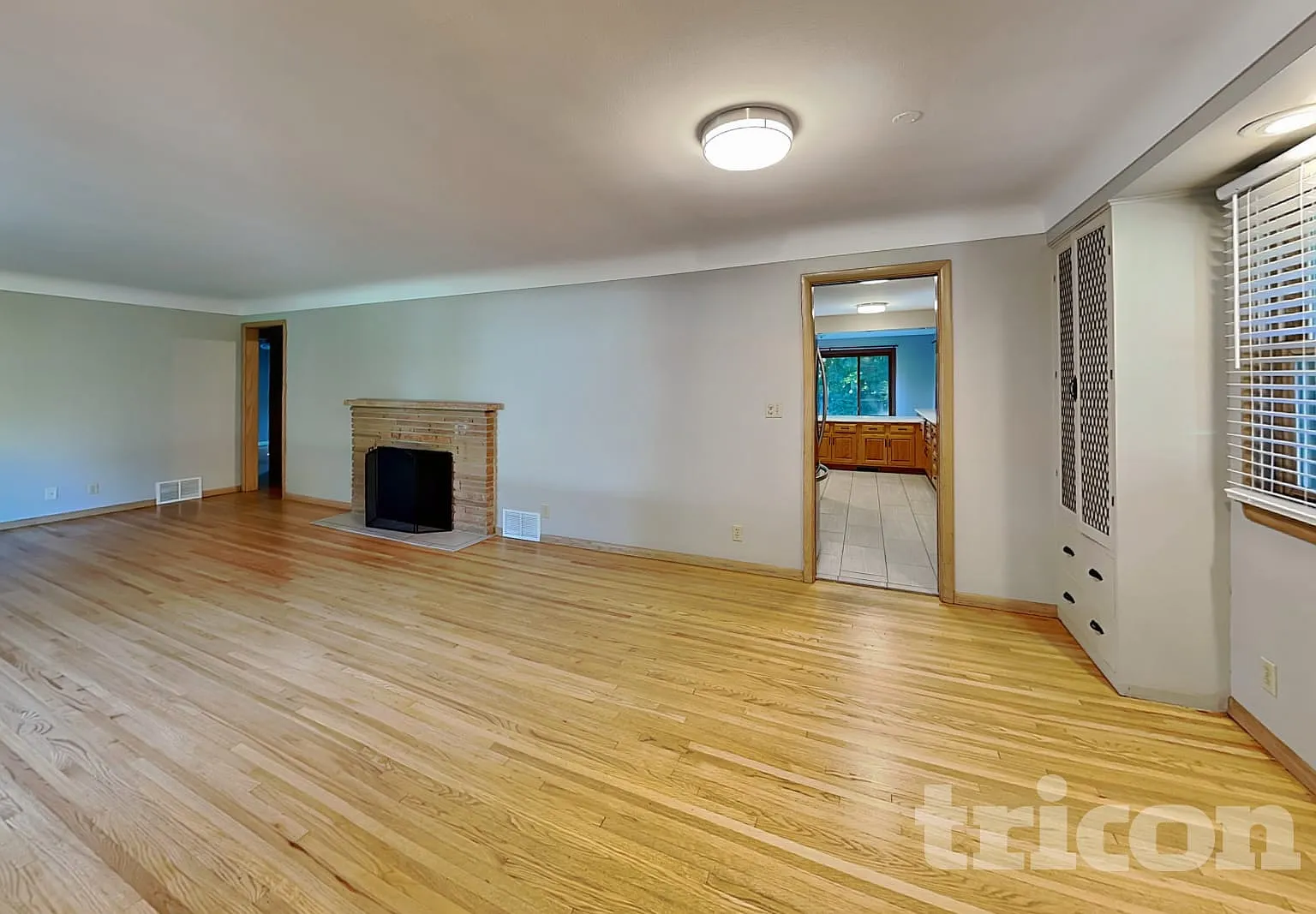 9901 Sandra Lane Minnetonka MN — Photo 2