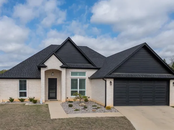 11858 Gillian Ct, Tyler, TX 75703