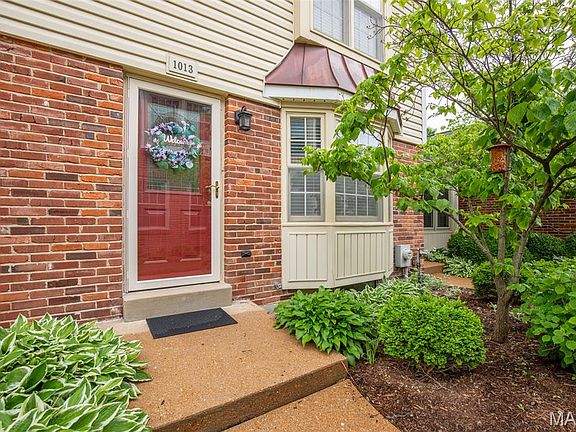 4th image of 1013 Brooksgate Manor Dr