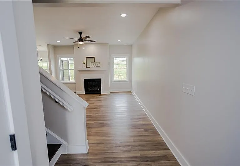 18 Kiley Ln — Photo 7