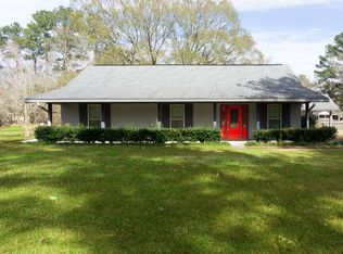 12627 Pleasant Ridge Dr, Walker, LA 70785