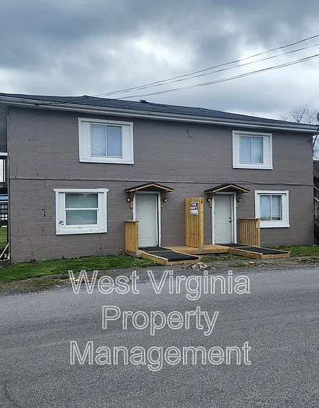 237 Elm St #3 — Photo 1
