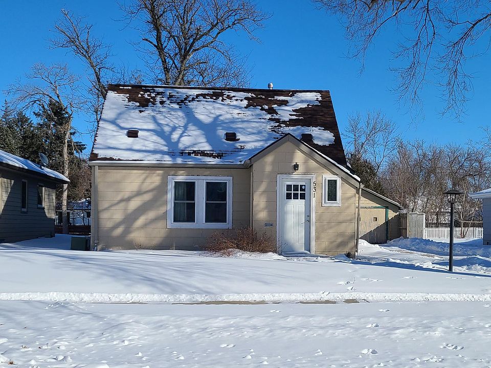 531 6th Ave Sw Pipestone Mn 56164 Mls 5715206 Zillow