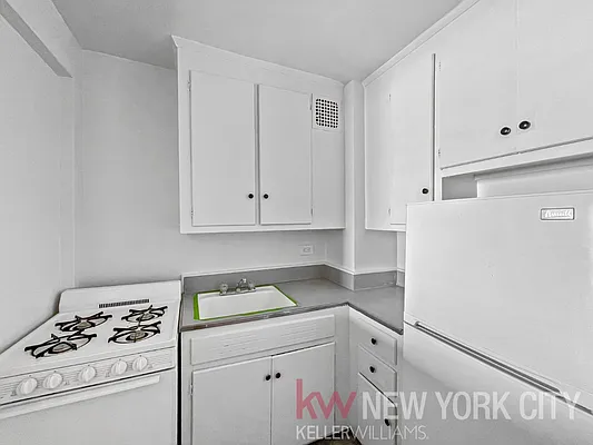 Rented by Keller Williams NYC | media 6