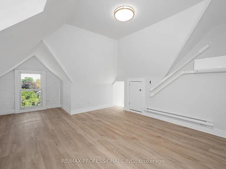 388 Wilson St #3 — Photo 8