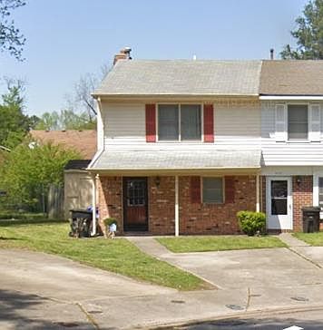 1st image of 4120 Greenwood Dr
