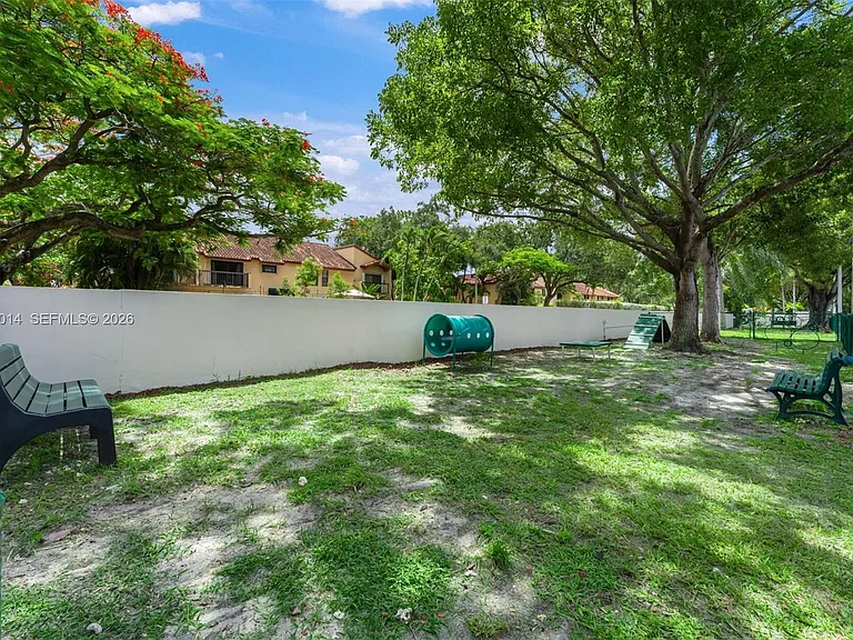 7947 SW 104th St #104-C — Photo 25