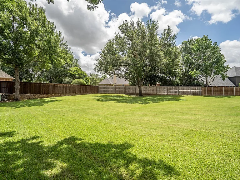 703 Verdun Ct — Photo 43
