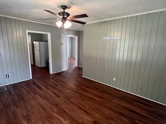 3rd image of 1010 Lynch St