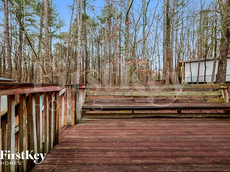 241 Ryan Rd — Photo 14