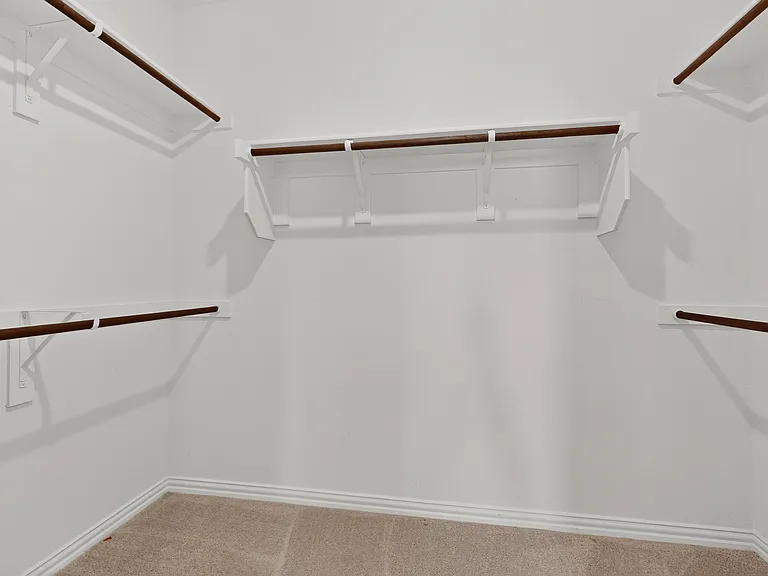 1129 Flameleaf Dr — Photo 31