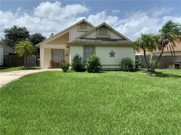 120 Coral Reef Cir, Kissimmee, FL 34743