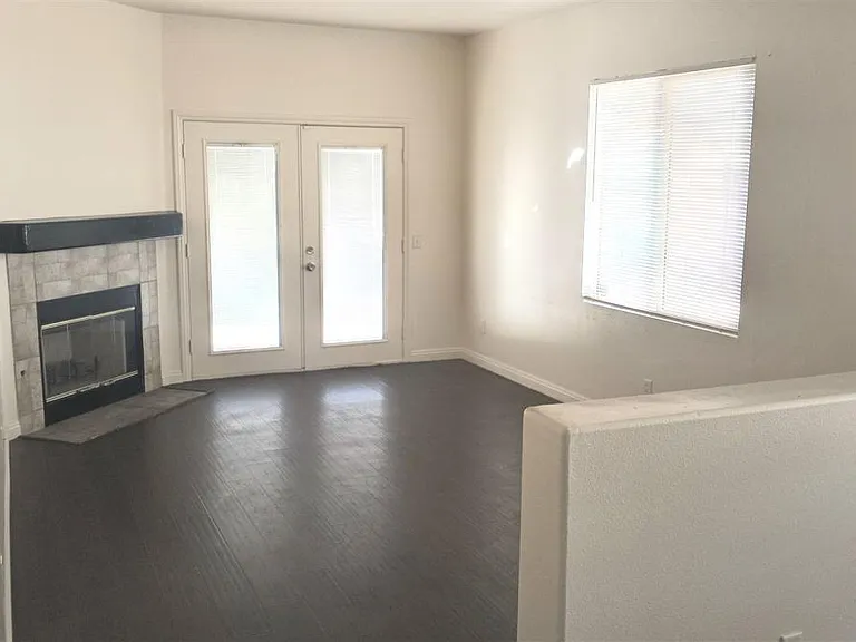 14619 Woodworth Way — Photo 6