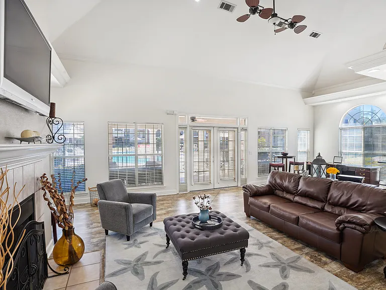 Palm Club Apartment Homes — Photo 7