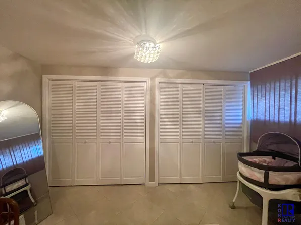 3105 Emmons Avenue image 27 of 31