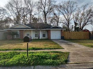 732 Azalea Dr, Westwego, LA 70094