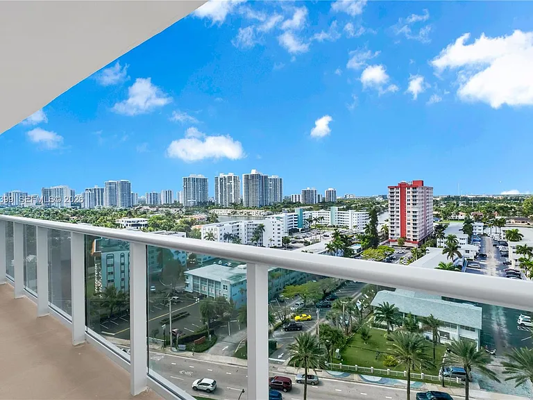 3140 S Ocean Dr #1211 — Photo 27