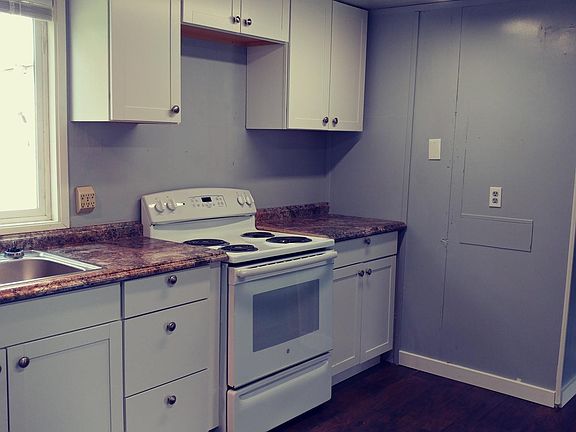 3rd image of 2518 29th Ave E