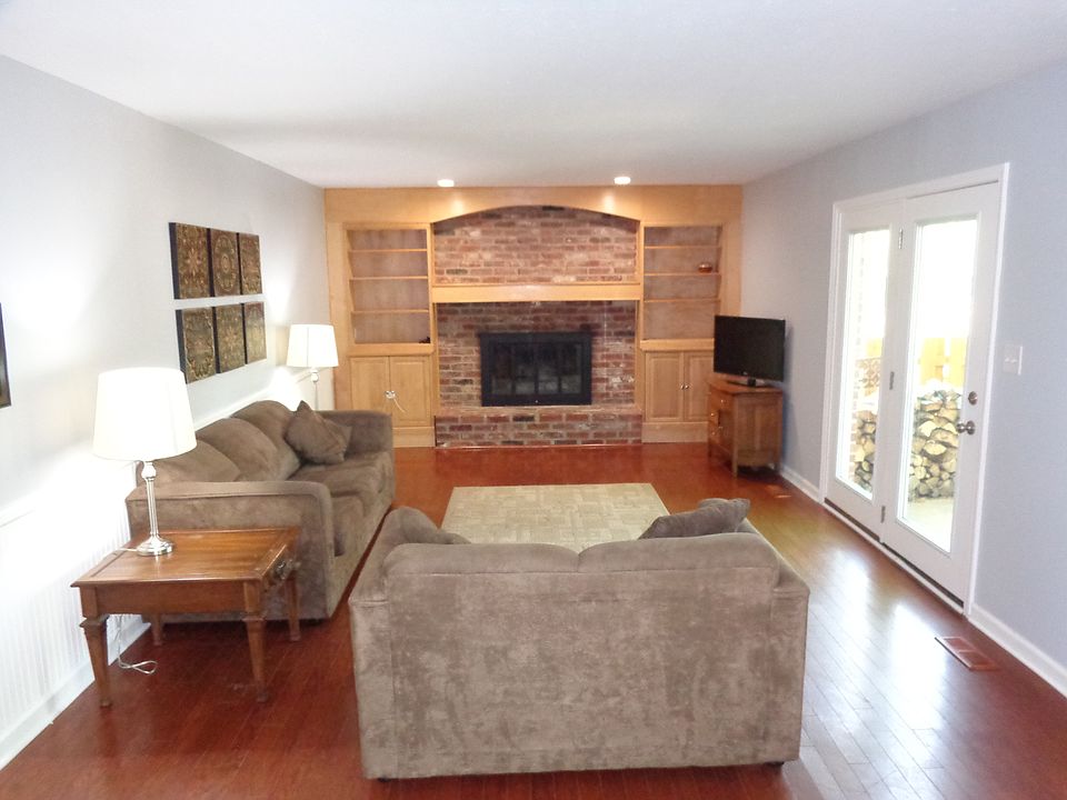 1st image of 109 Westminster Dr