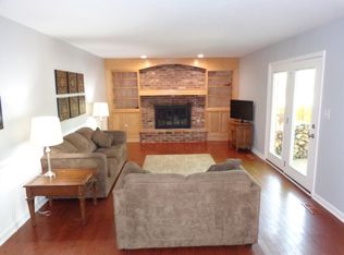 109 Westminster Dr, Noblesville, IN 46060