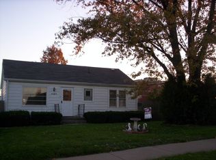7137 W 86th St, Burbank, IL