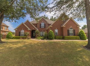 202 NW Olinka Pass St, Bentonville, AR 72712