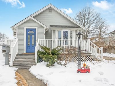 6 Dean Street, Farmingdale, NY, 11735