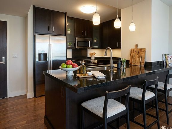 2nd image of 1189 Waimanu St APT 3202
