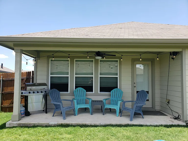 143 Shafter St — Photo 18