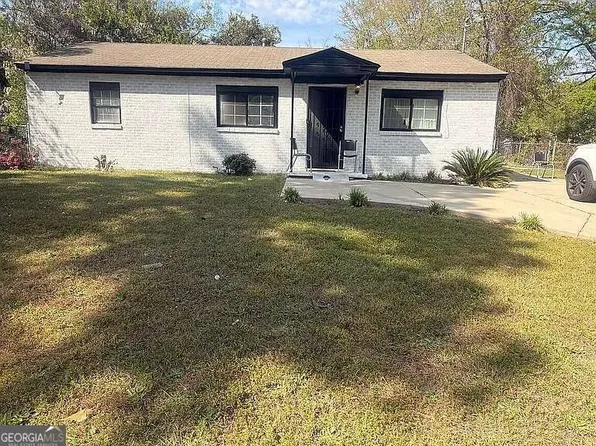 210 Madrid St, Warner Robins, GA 31093