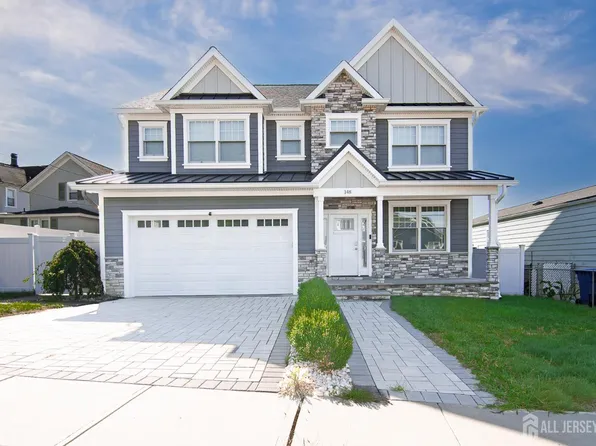 148 McCutcheon Ave, Sayreville, NJ 08872