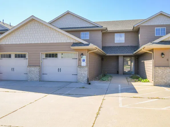 8801 W 32nd St Unit 5, Sioux Falls, SD 57106