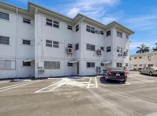 161 NE 10th Ave, Hallandale, FL 33009