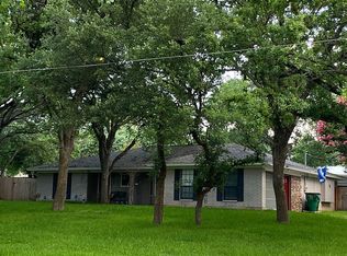 17 Caprice Ln, Lampasas, TX 76550