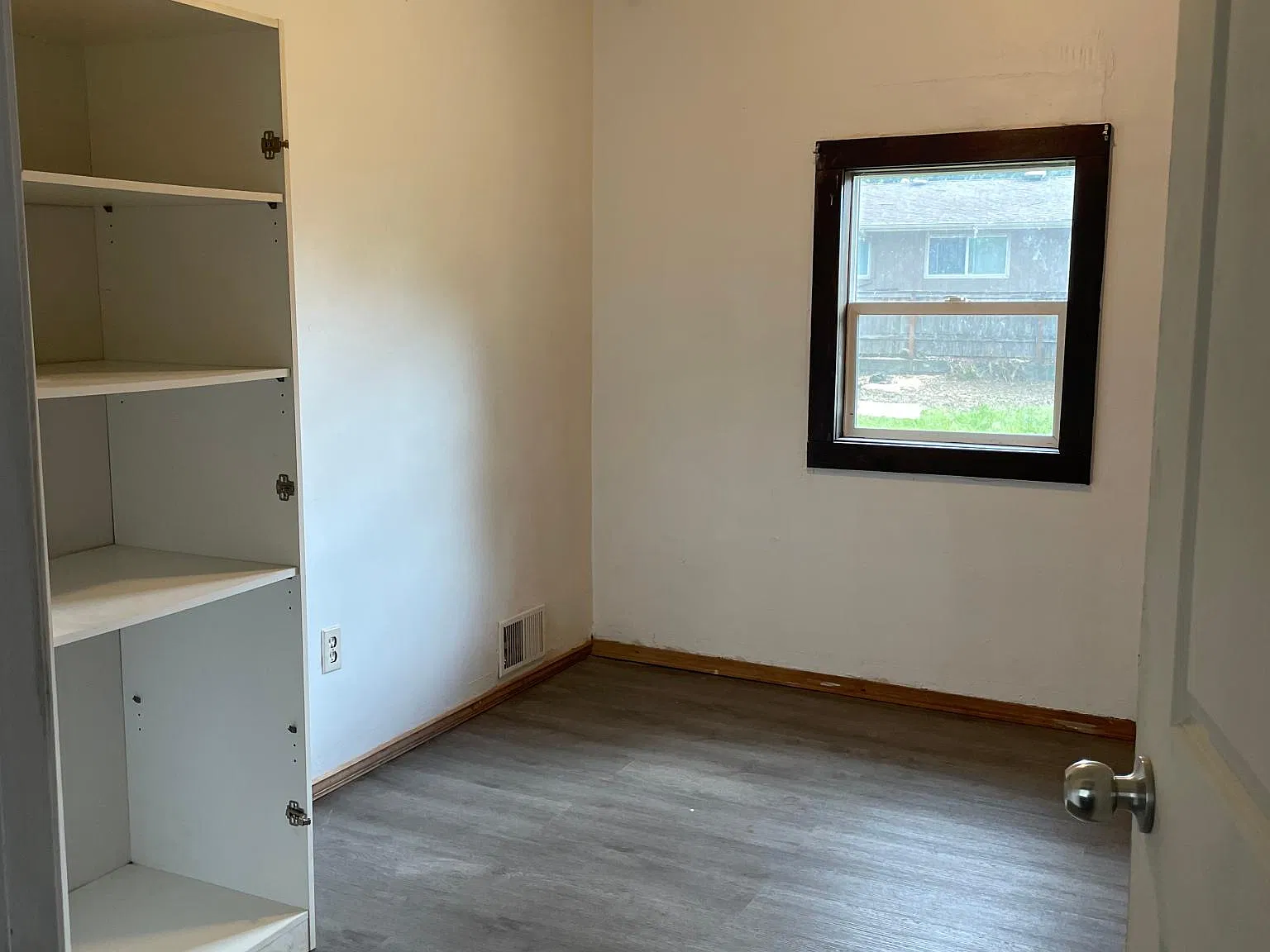 3 bed, 1500 sqft, $2,350 — Photo 2