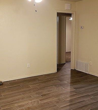 4th image of 1516 NE 48th St
