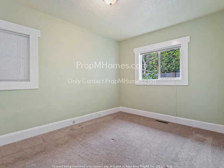 1731 SE 139th Ave — Photo 11