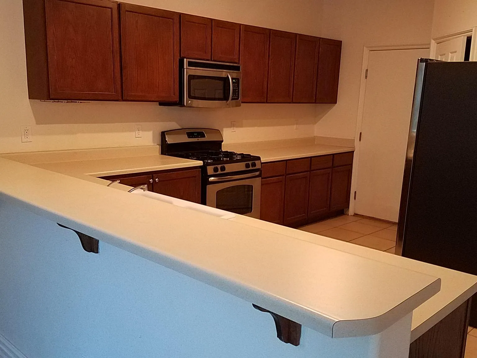 9692 Ziegler Ave — Photo 2