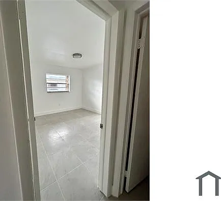 330 W 20th St #7 — Photo 7