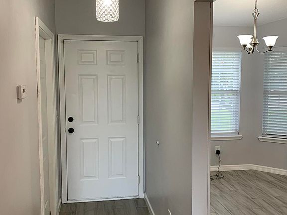 3rd image of 2509 Ambrosia Dr