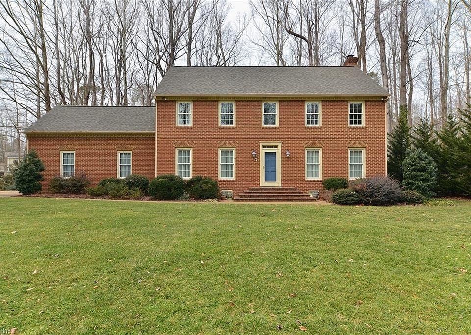 1st image of 109 Barrett Pl
